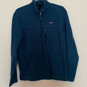 Patagonia men’s lightweight 1/4 zip sweater